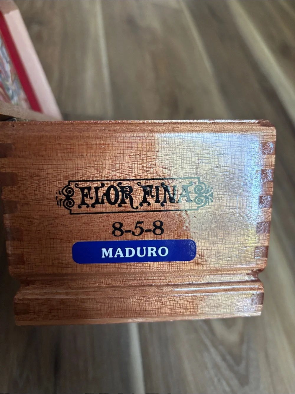 Flor Fina Wooden Cigar Box with Gold Labels